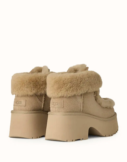 UGG® Women Esmee Lace Up Boots