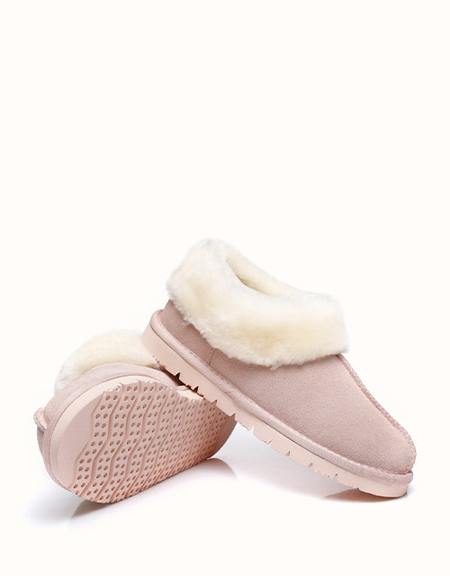 AUSTRALIAN SHEPHERD® Homey Slippers