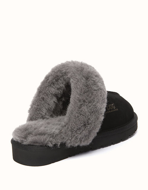 AUSTRALIAN SHEPHERD® Muffin Slippers
