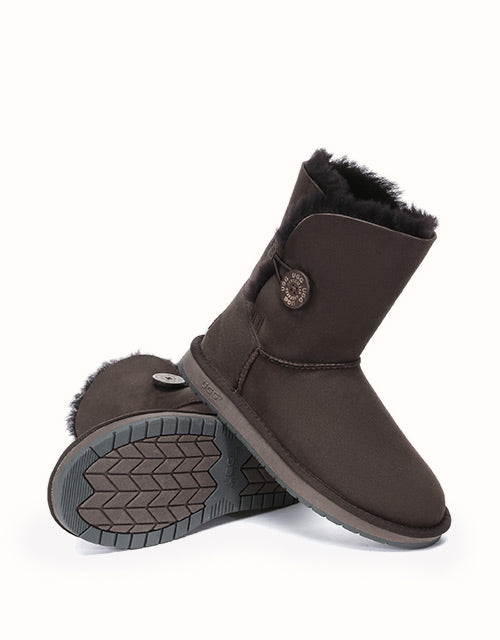 AUSTRALIAN SHEPHERD® SHORT BUTTON Boots