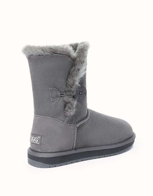 AUSTRALIAN SHEPHERD® SHORT BUTTON Boots