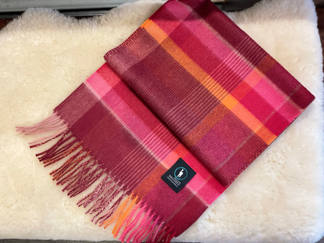 Australian 100% DACIELO Alpaca Eco Red Check SD100011-M801