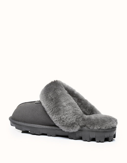 AUSTRALIAN SHEPHERD® Waffle Slippers