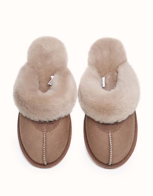 AUSTRALIAN SHEPHERD® Waffle Slippers