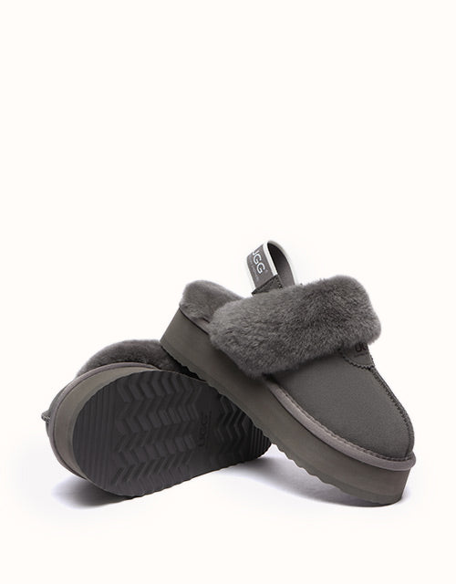AUSTRALIAN SHEPHERD® Waffle Platform Slippers