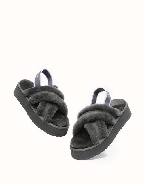AUSTRALIAN SHEPHERD® Aditi Slippers