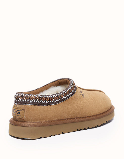 AUSTRALIAN SHEPHERD® Hippie Slippers