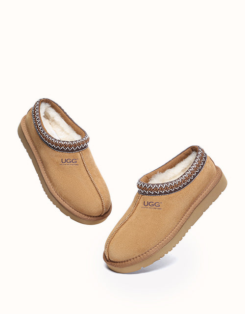 AUSTRALIAN SHEPHERD® Hippie Slippers