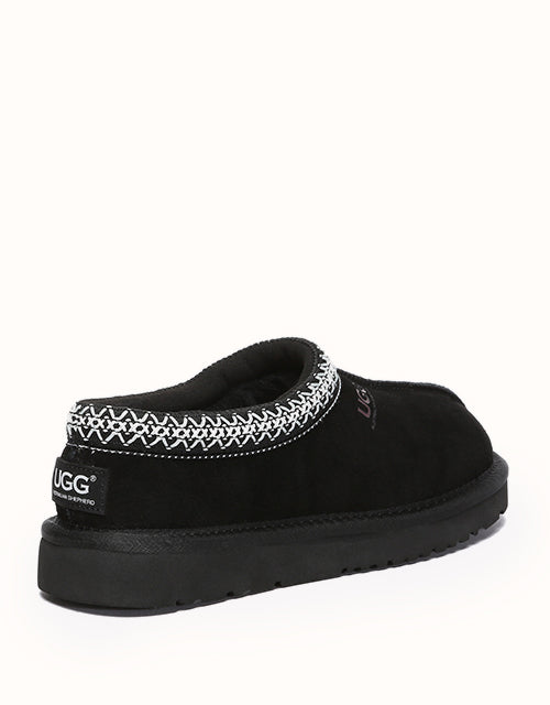 AUSTRALIAN SHEPHERD® Hippie Slippers