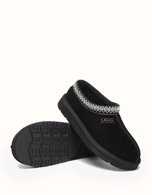 AUSTRALIAN SHEPHERD® Hippie Slippers