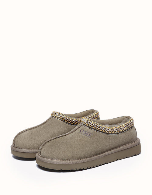 AUSTRALIAN SHEPHERD® Hippie Slippers