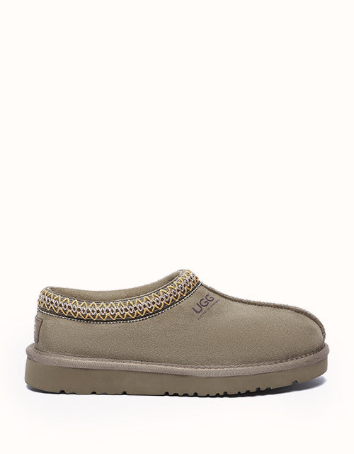 AUSTRALIAN SHEPHERD® Hippie Slippers