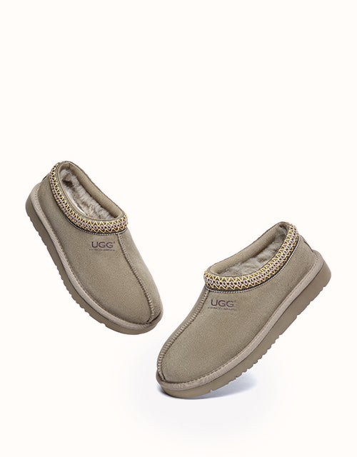 AUSTRALIAN SHEPHERD® Hippie Slippers