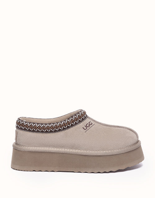 AUSTRALIAN SHEPHERD® Hippie Platform Slippers
