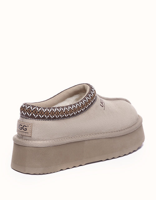 AUSTRALIAN SHEPHERD® Hippie Platform Slippers