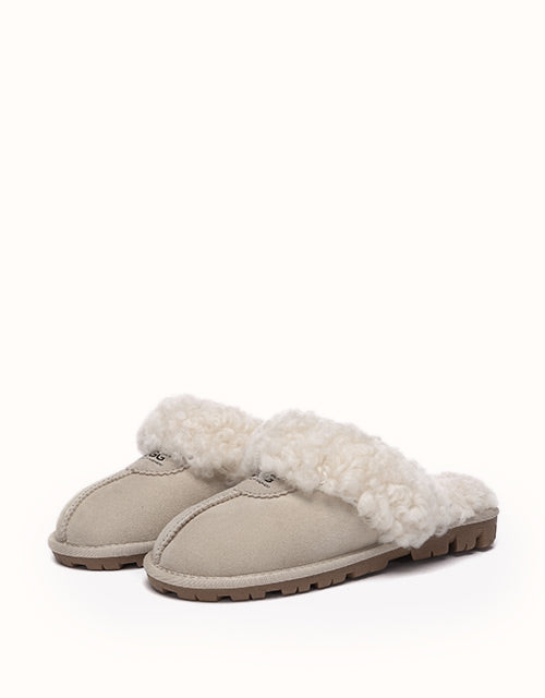 AUSTRALIAN SHEPHERD® Waffle Curly Slippers