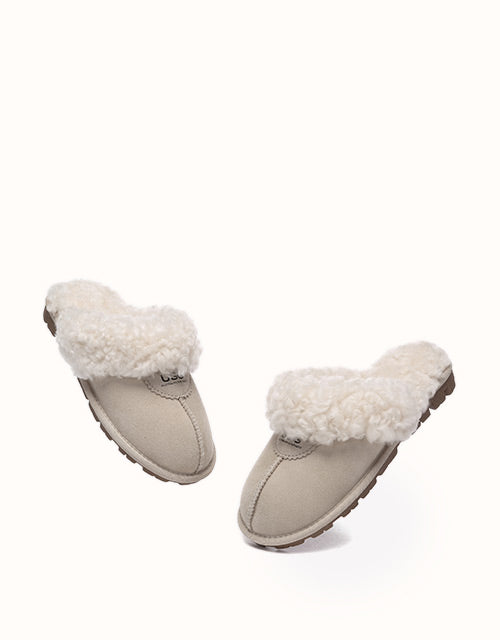 AUSTRALIAN SHEPHERD® Waffle Curly Slippers