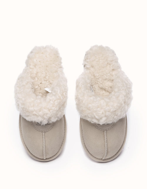 AUSTRALIAN SHEPHERD® Waffle Curly Slippers
