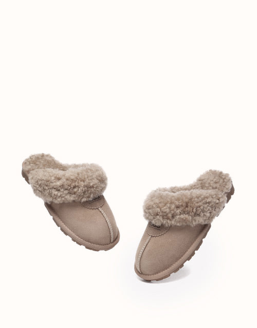 AUSTRALIAN SHEPHERD® Waffle Curly Slippers