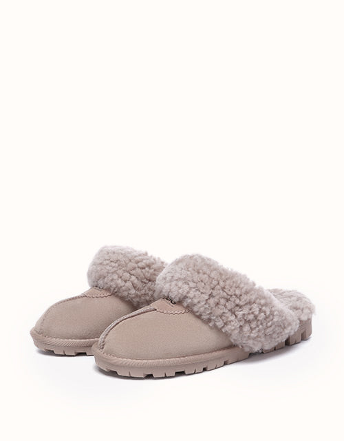 AUSTRALIAN SHEPHERD® Waffle Curly Slippers