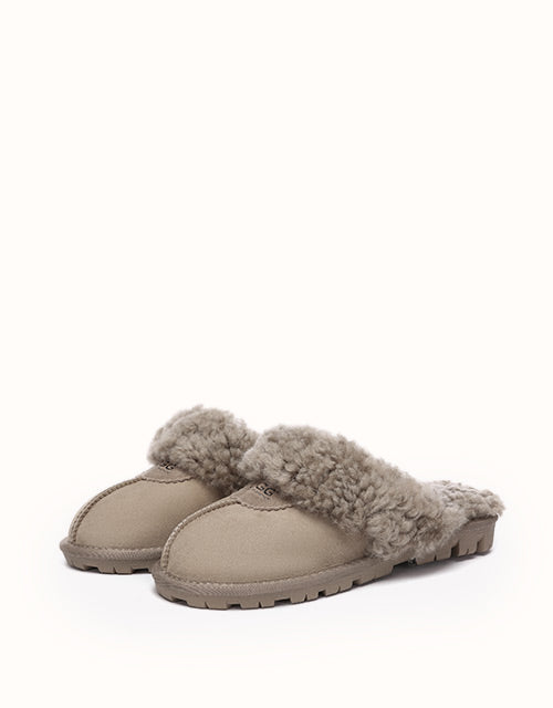 AUSTRALIAN SHEPHERD® Waffle Curly Slippers