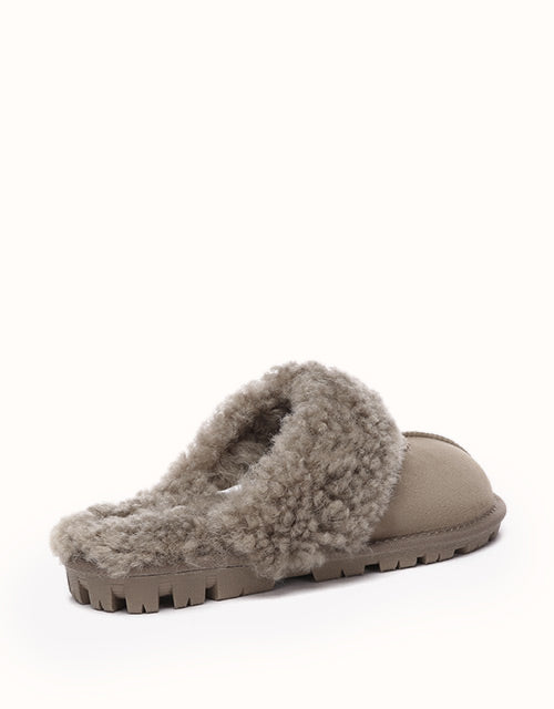 AUSTRALIAN SHEPHERD® Waffle Curly Slippers