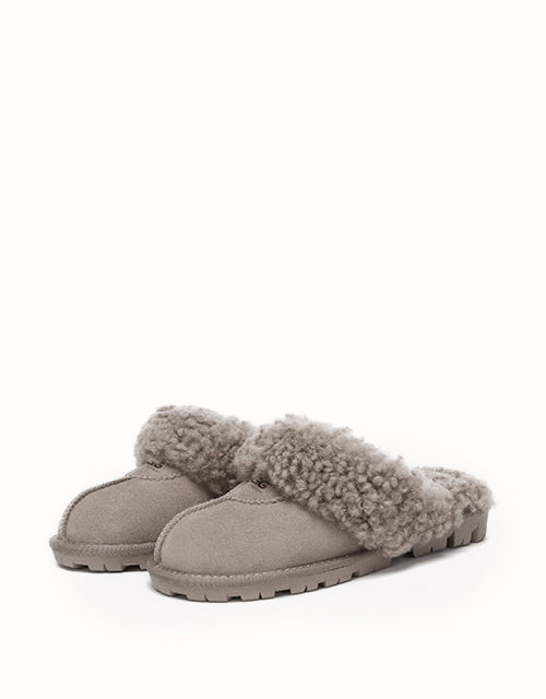 AUSTRALIAN SHEPHERD® Waffle Curly Slippers