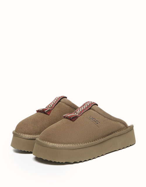 AUSTRALIAN SHEPHERD® Calla Slippers