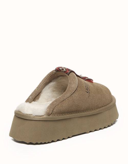 AUSTRALIAN SHEPHERD® Calla Slippers