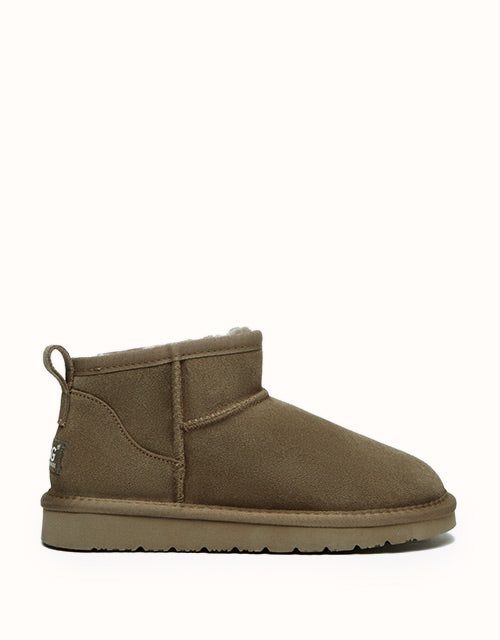 AUSTRALIAN SHEPHERD® Julia Boots