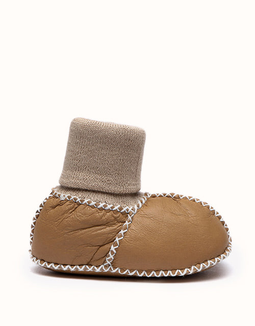 AUSTRALIAN SHEPHERD® Baby Erin With Warmer Bootie