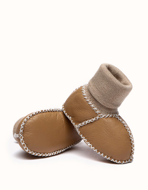 AUSTRALIAN SHEPHERD® Baby Erin With Warmer Bootie