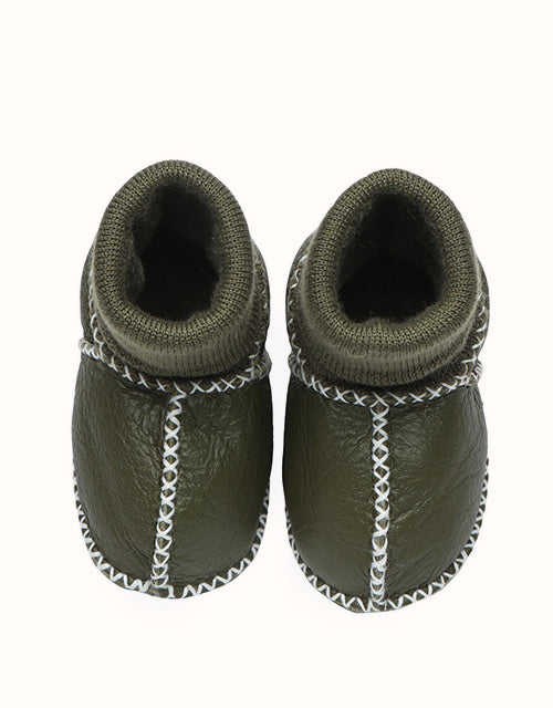 AUSTRALIAN SHEPHERD® Baby Erin With Warmer Bootie