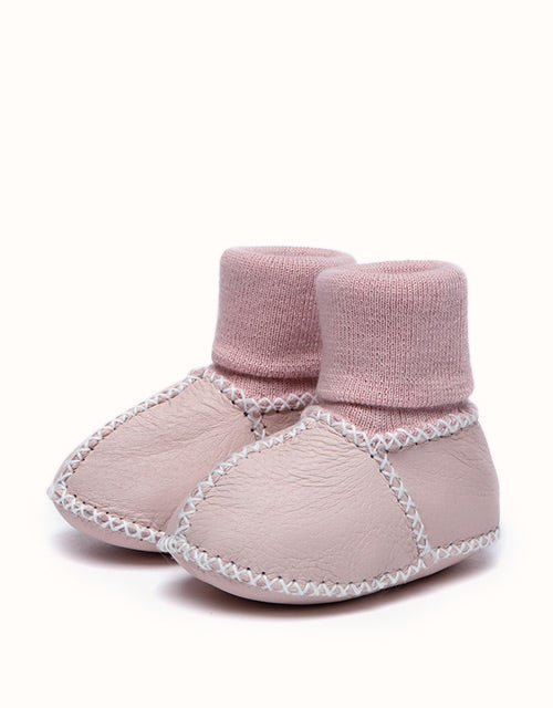 AUSTRALIAN SHEPHERD® Baby Erin With Warmer Bootie