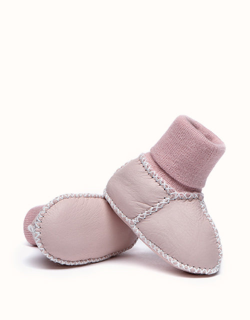 AUSTRALIAN SHEPHERD® Baby Erin With Warmer Bootie