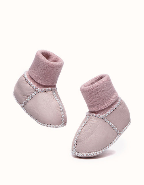 AUSTRALIAN SHEPHERD® Baby Erin With Warmer Bootie