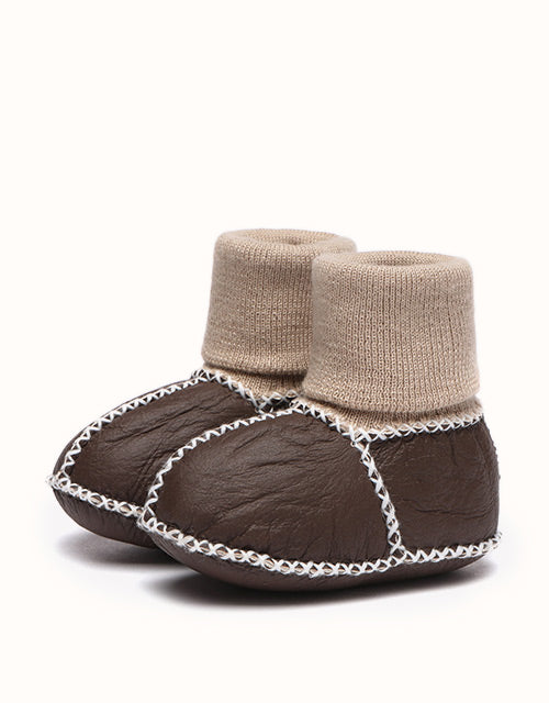 AUSTRALIAN SHEPHERD® Baby Erin With Warmer Bootie