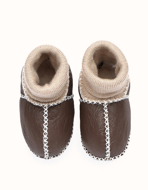 AUSTRALIAN SHEPHERD® Baby Erin With Warmer Bootie