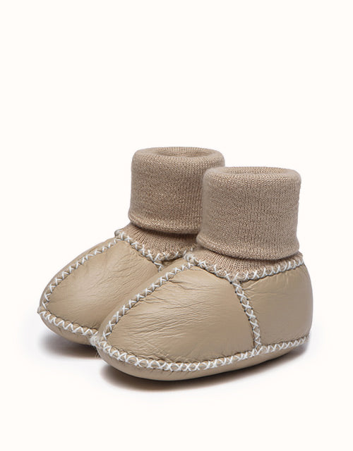 AUSTRALIAN SHEPHERD® Baby Erin With Warmer Bootie