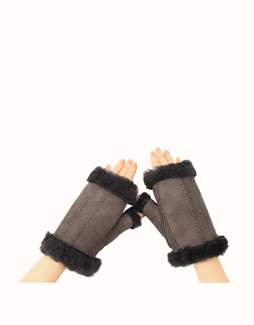 AUSTRALIAN SHEPHERD® Fingerless Sheepskin Mittens