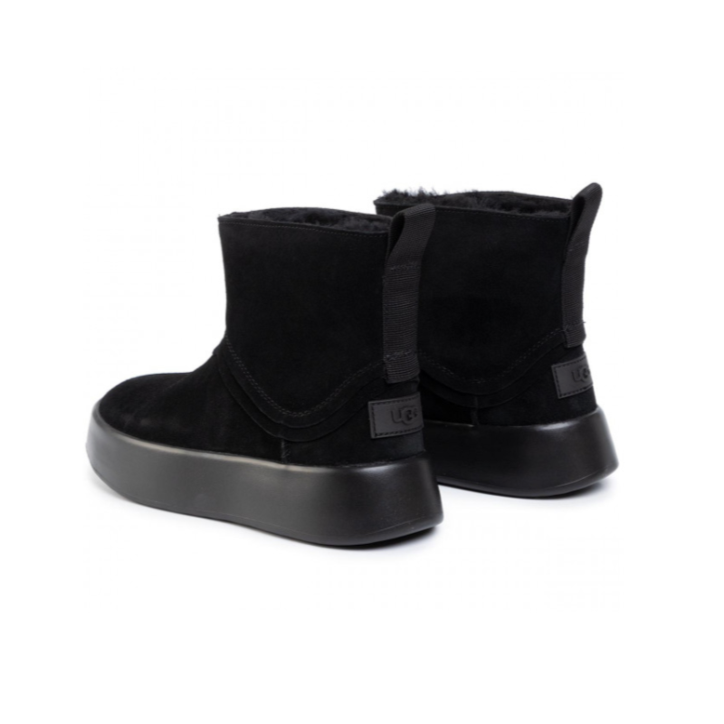 UGG AUSTARLIA CLASSIC BOOM BOOT