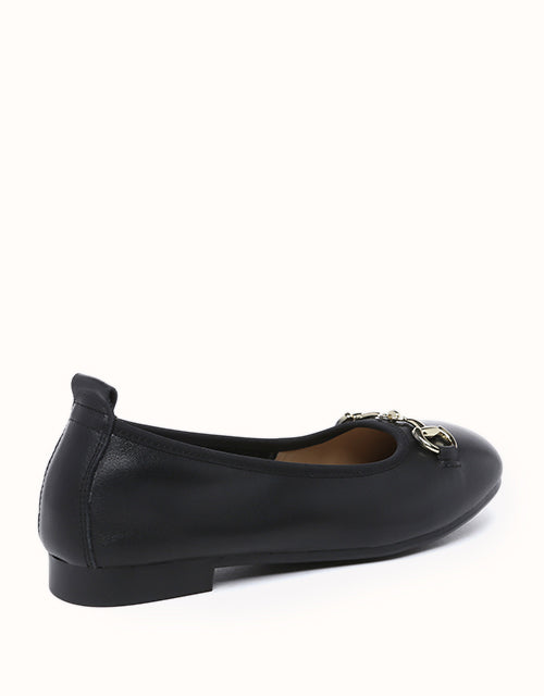 EVERAU® Blake Flats