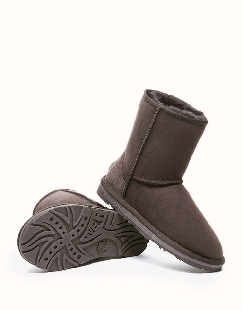 UGG EVERAU® Short Classic Boots