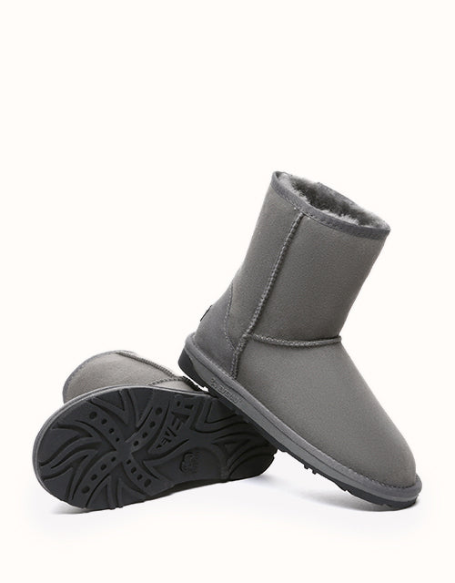 UGG EVERAU® Short Classic Boots