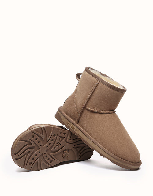 UGG EVERAU® Mini Classic Boots