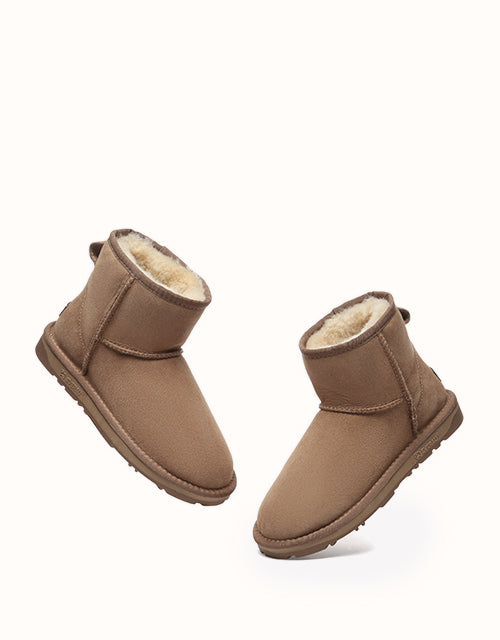 UGG EVERAU® Mini Classic Boots